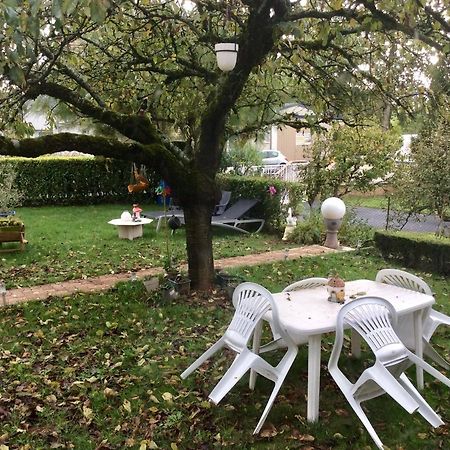Maison Avec Veranda Proche Du Centre Ville Rignac  Eksteriør billede