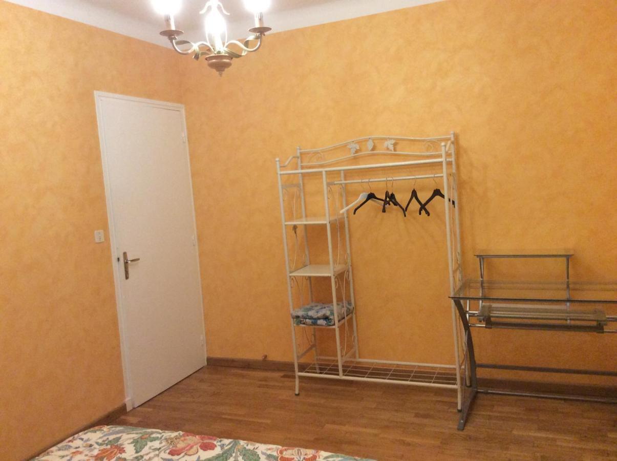 Maison Avec Veranda Proche Du Centre Ville Rignac  Eksteriør billede